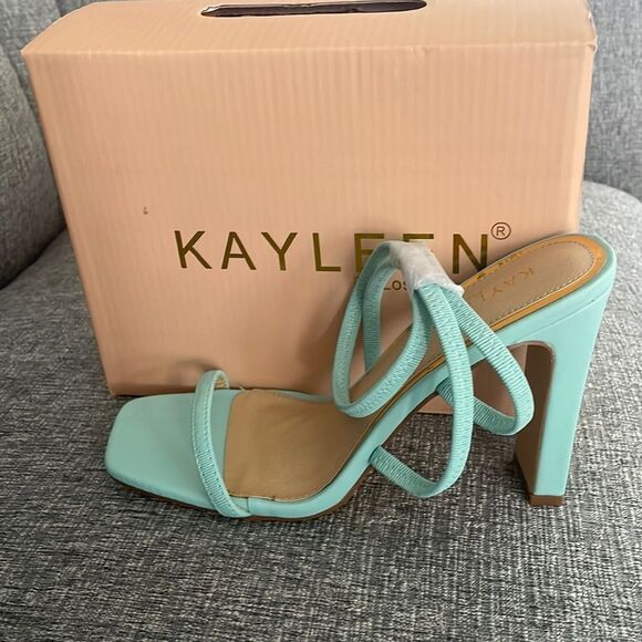 Kayleen By Los Angeles Women's Criss-Cross Elastic Ankle Strap - Picture 7 of 9
